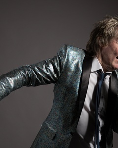 Stan Terry As Rod Stewart